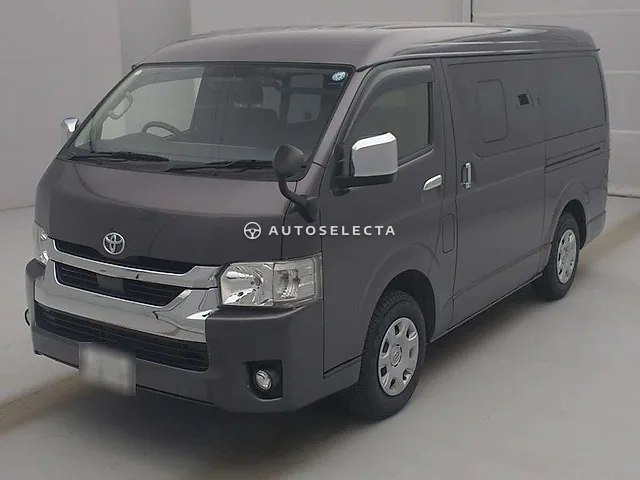 Toyota Hiace Van 2021, auction grade 4