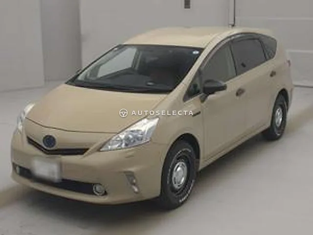 Toyota Prius Alpha 2012, auction grade 3.5