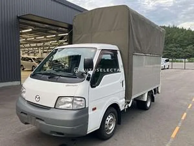 Mazda Bongo Truck 2015, auction grade 3
