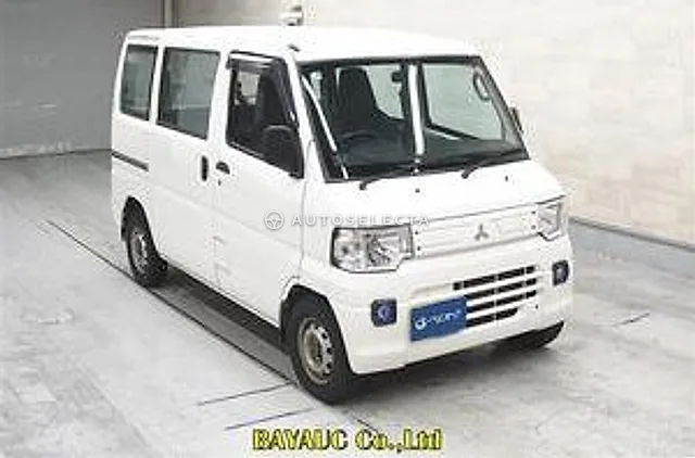 Mitsubishi Minicab 2012, auction grade 3.5