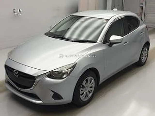Mazda Demio 2017, auction grade 3