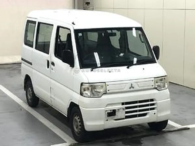 Mitsubishi Minicab 2013