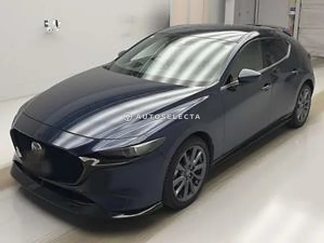 Mazda MAZDA3 Fastback 2022, auction grade 4
