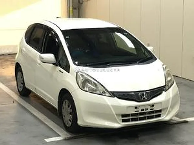 Honda Fit 2013, auction grade R