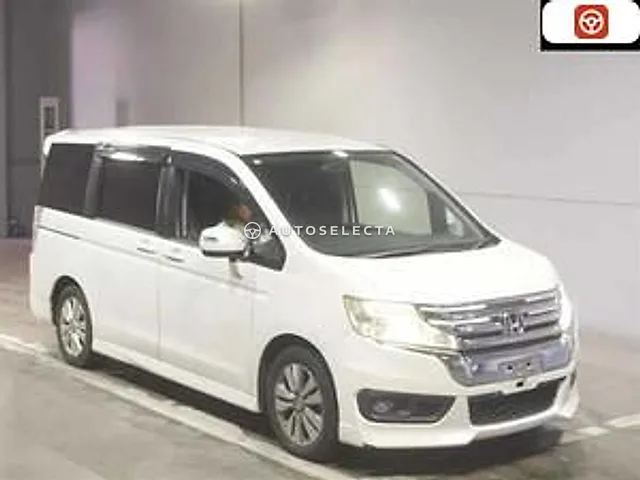 Honda Stepwgn 2013, auction grade 3.5