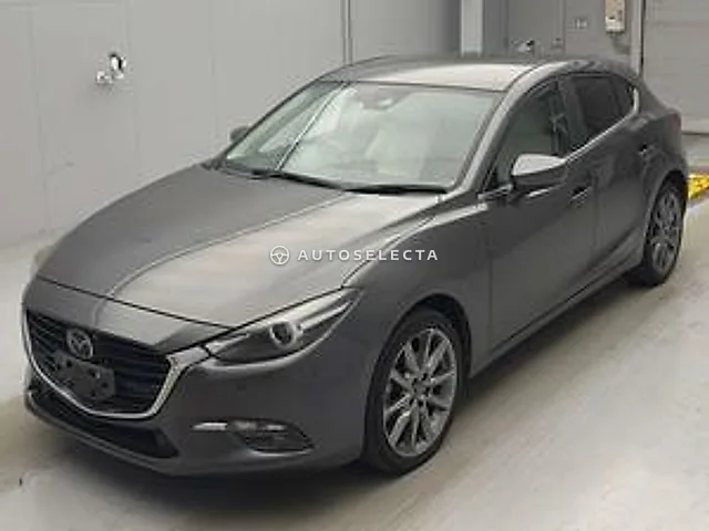 Mazda Axela Sport 2017, auction grade 4