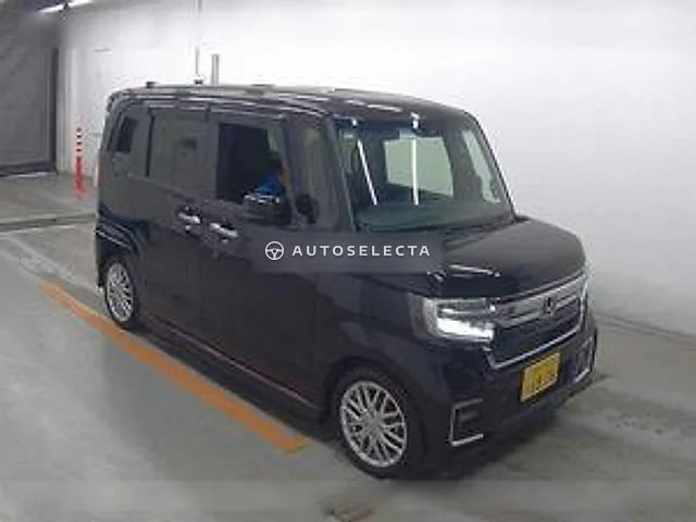 Honda N-BOX Custom 2021, auction grade 4