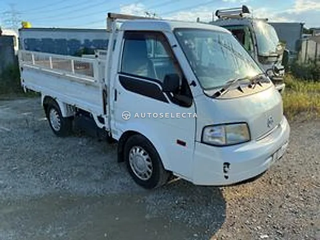 Mazda Bongo Truck 2016, auction grade 3.5