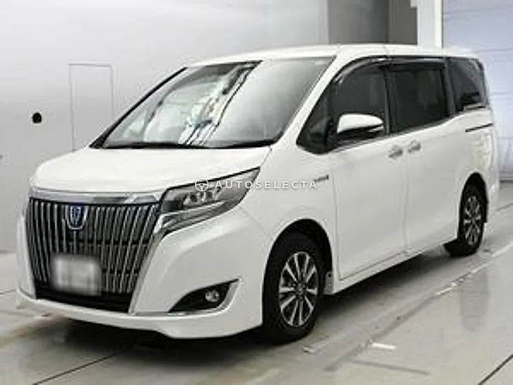 Toyota Esquire 2018, photo 1 of 1