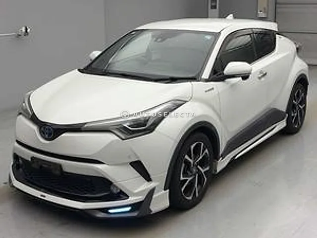 Toyota C-HR 2018, auction grade 4.5