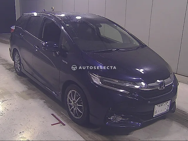 Honda Shuttle 2016, auction grade 3.5