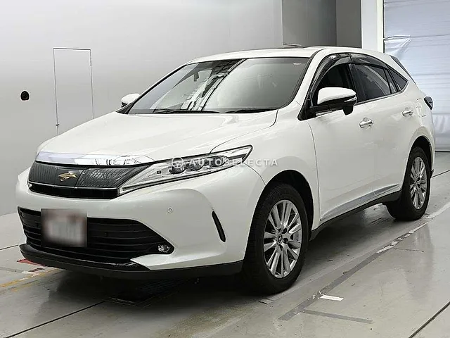 Toyota Harrier 2018, auction grade 3.5