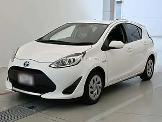 Toyota Aqua 2019, auction grade 3.5