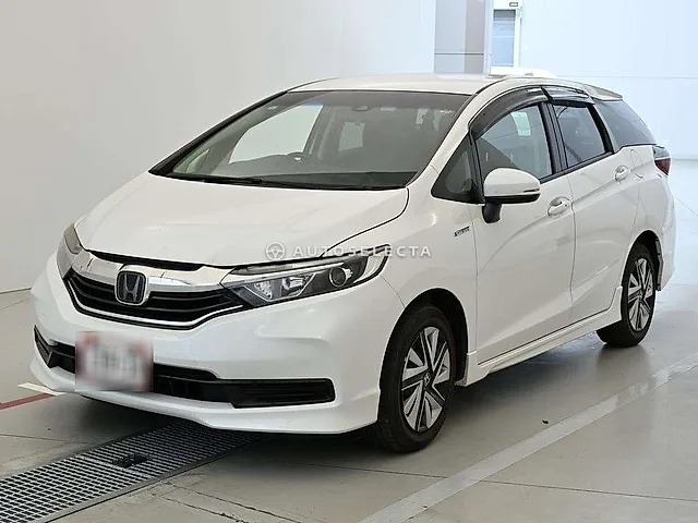 Honda Shuttle 2021, auction grade 4