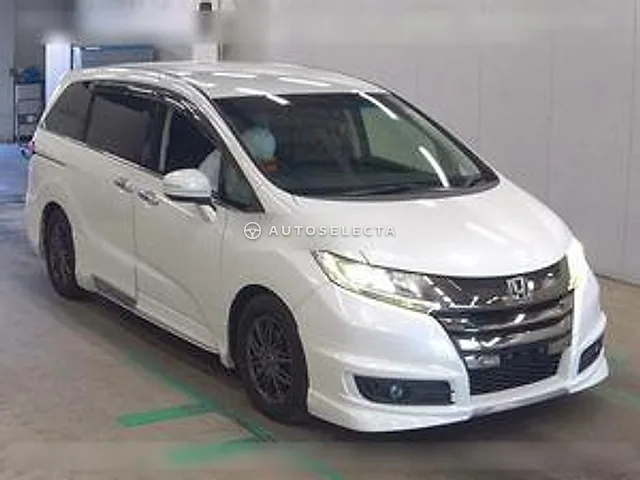 Honda Odyssey 2016, auction grade 3.5