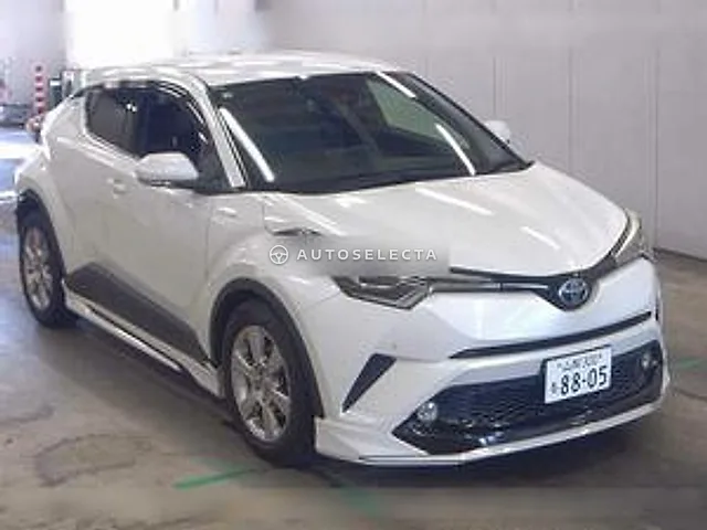 Toyota C-HR 2017, auction grade 4.5