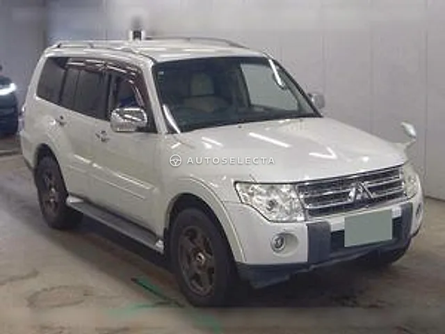 Mitsubishi Pajero 2008, auction grade 3.5