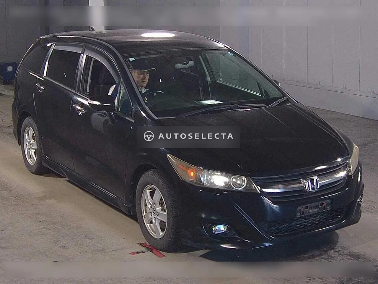 Honda Stream 2010, photo 1 of 1