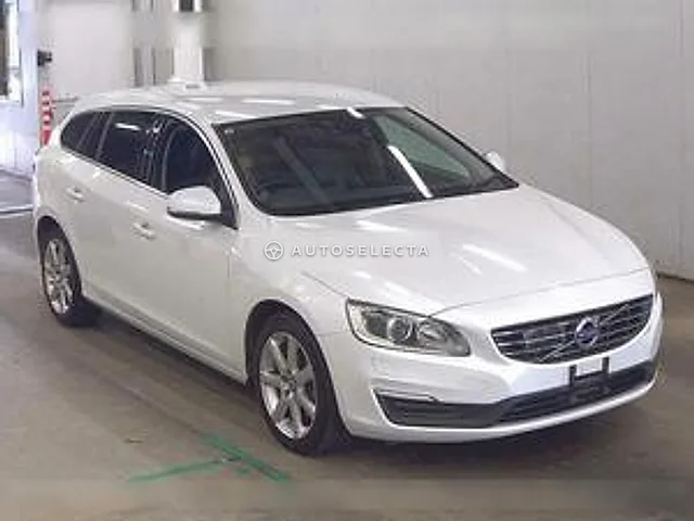 Volvo V60 2017, auction grade 4
