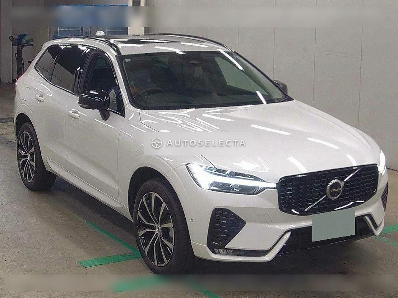 Volvo XC60 2025, photo 1 of 6