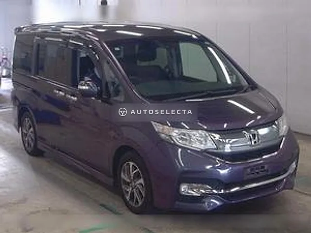 Honda Stepwgn Spada 2017, auction grade 4.5
