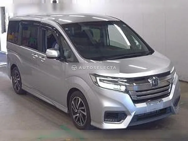 Honda Stepwgn Spada 2020, auction grade 4.5
