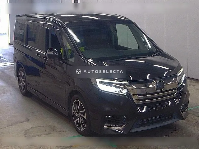 Honda Stepwgn Spada 2021, auction grade 4.5