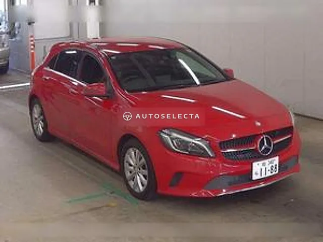Mercedes-Benz A-Class 2016, auction grade 3.5