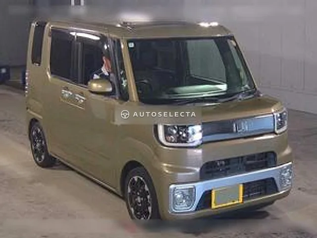 Daihatsu Wake 2014, auction grade 4.5