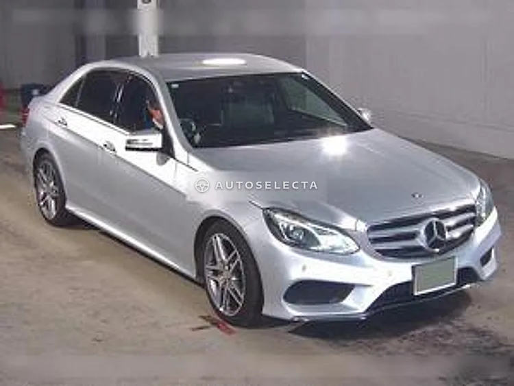 Mercedes-Benz E-Class 2013, photo 1 of 1