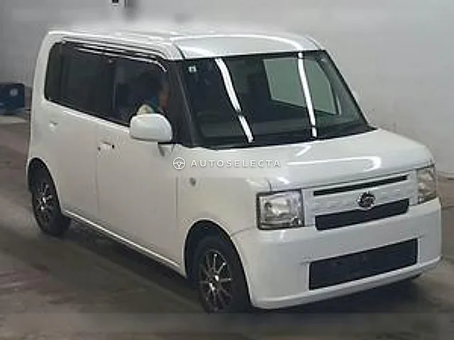 Daihatsu Move Conte 2011, auction grade 3