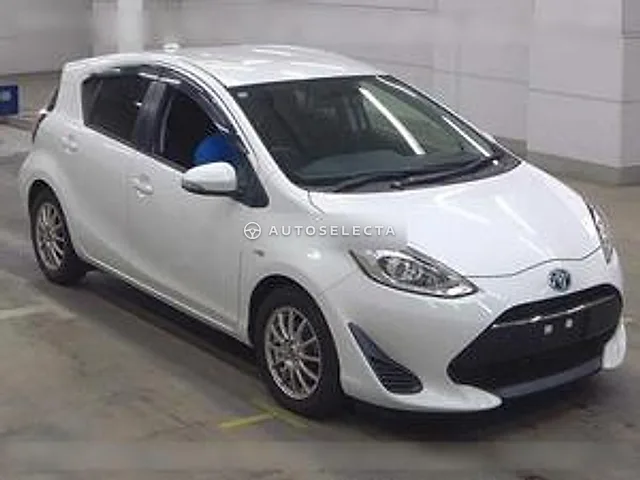 Toyota Aqua 2017, auction grade 3.5