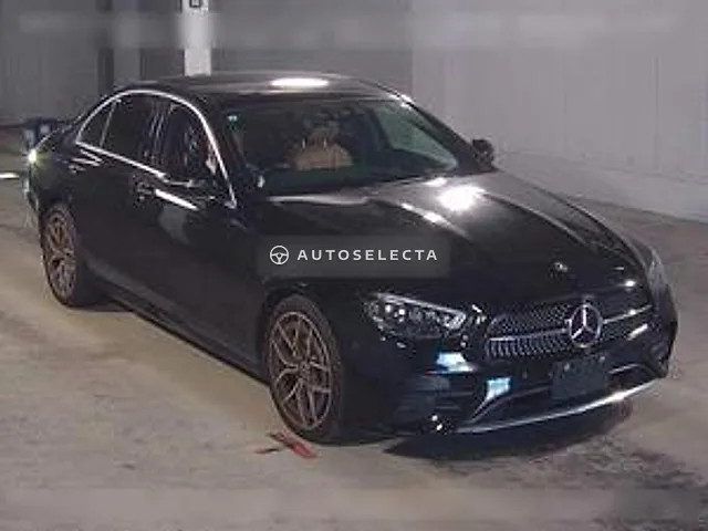 Mercedes-Benz E-Class 2021, auction grade 4
