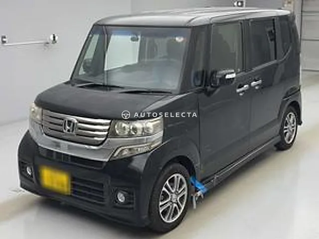 Honda N-BOX+ Custom 2013, auction grade 3