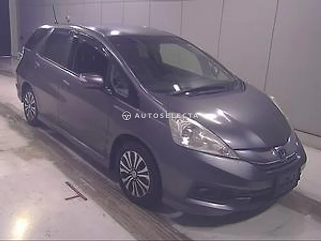 Honda Fit Shuttle 2013, auction grade 4