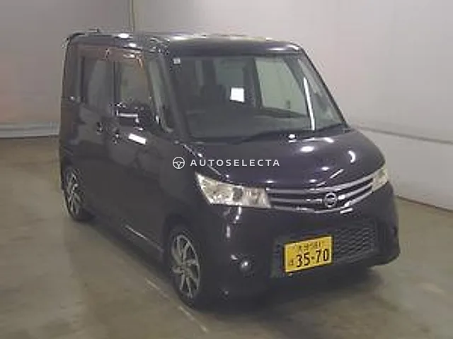Nissan Roox 2010, auction grade 3.5