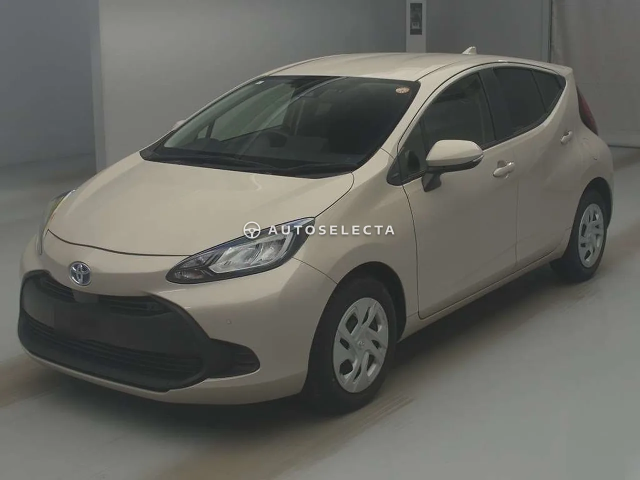 Toyota Aqua 2022, photo 1 of 1