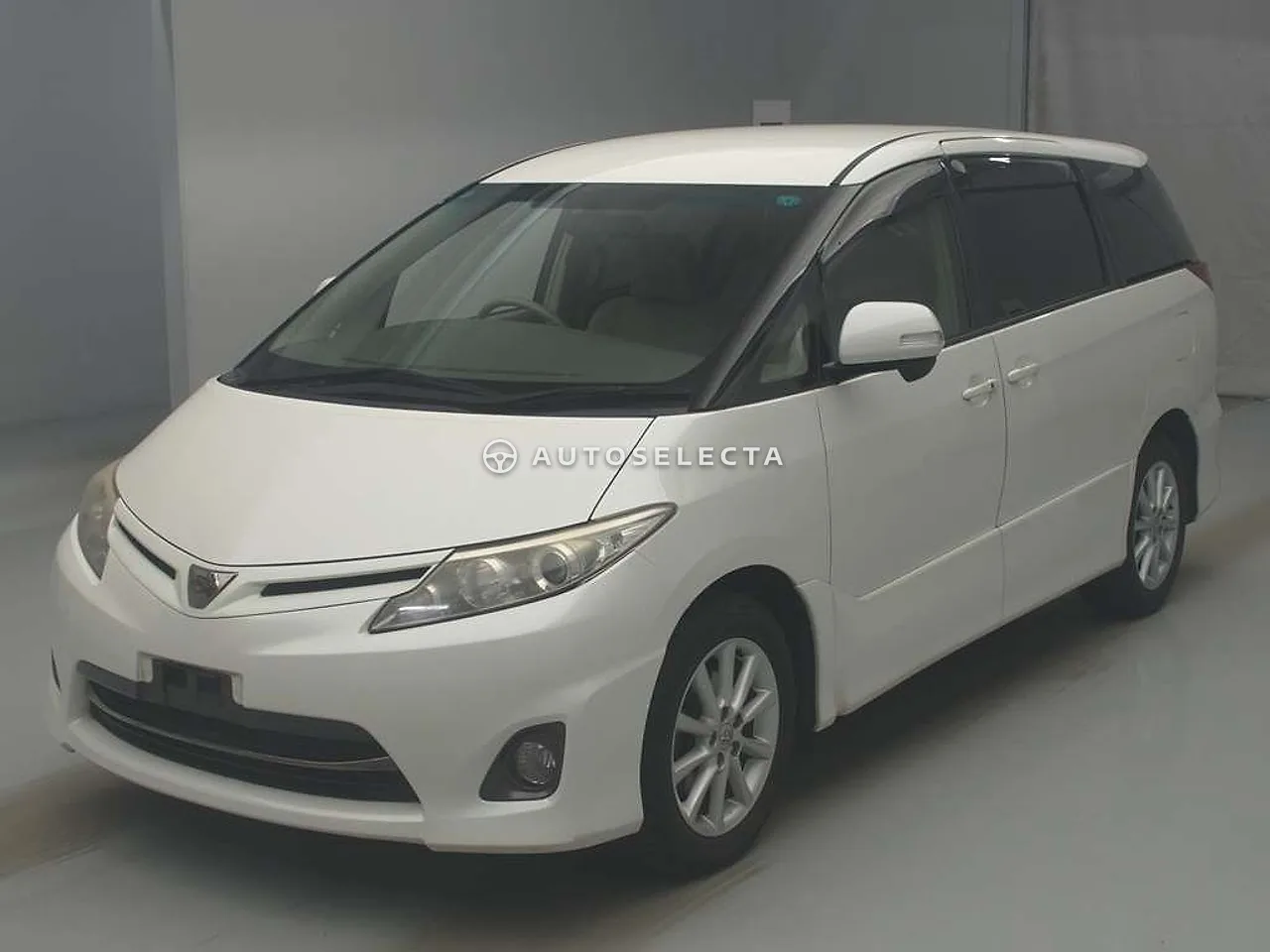 Toyota Estima 2009, photo 1 of 1