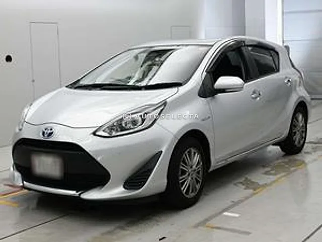 Toyota Aqua 2019, auction grade 3.5