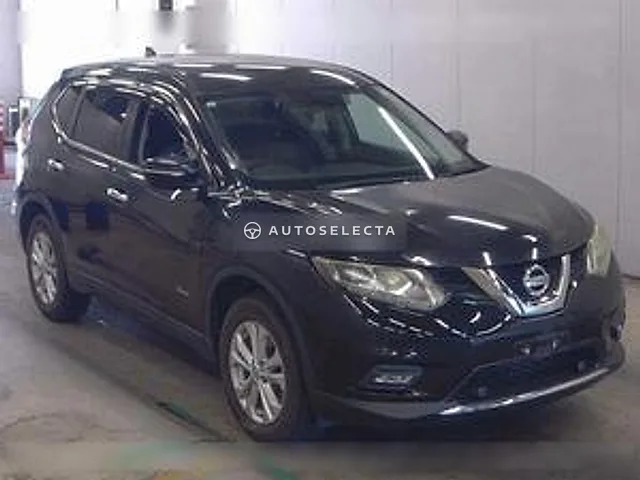 Nissan X-Trail 2015, auction grade 4