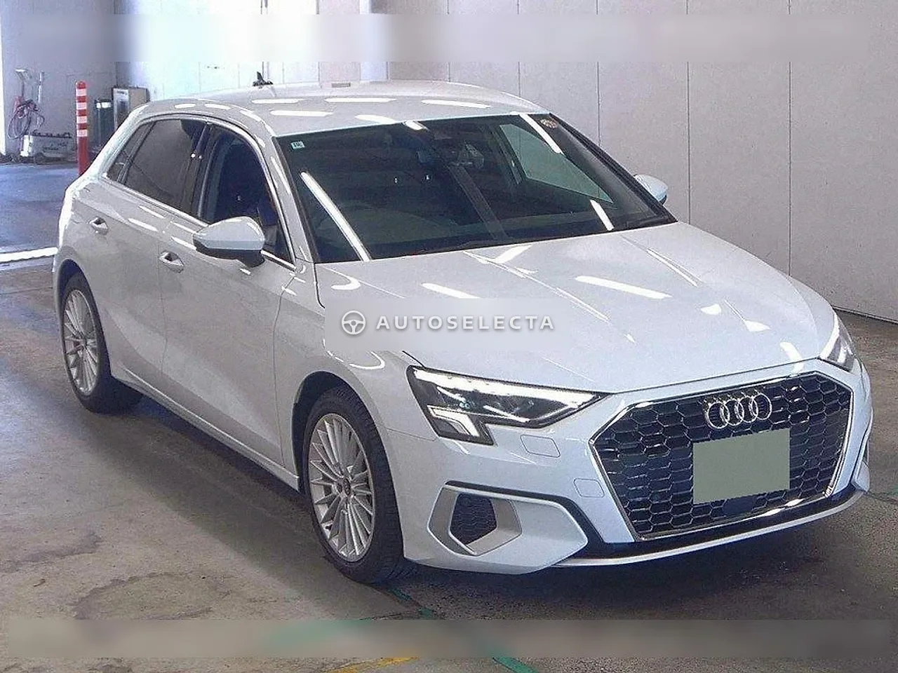 Audi A3 2022, photo 1 of 1