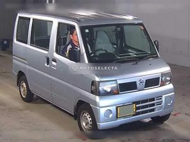 Nissan Clipper Van 2009, auction grade 3.5