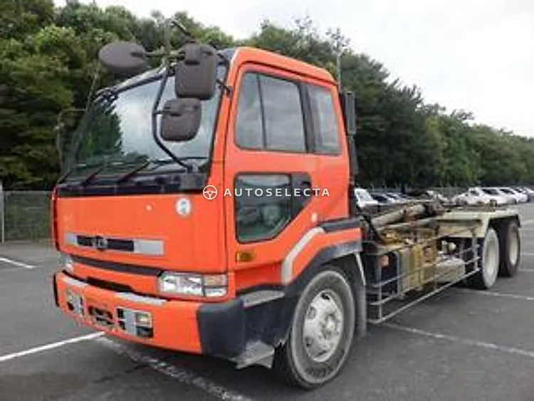 Nissan BIG Thumb 1998, photo 1 of 1