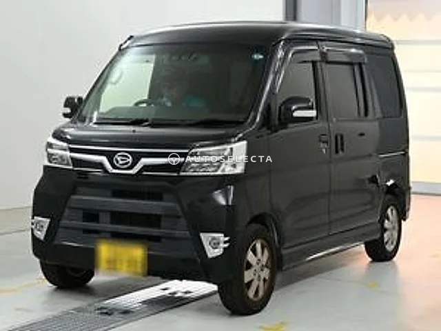Daihatsu Atrai Wagon 2018, auction grade 3.5