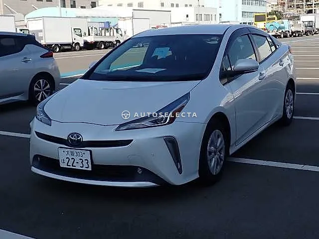 Toyota Prius 2022, auction grade 3.5