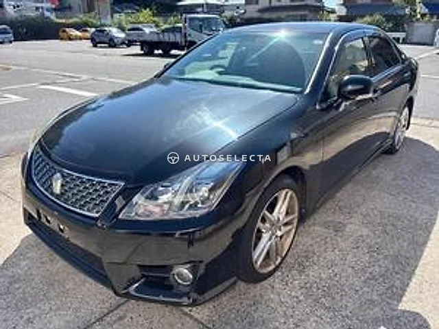 Toyota Crown 2012, auction grade RA