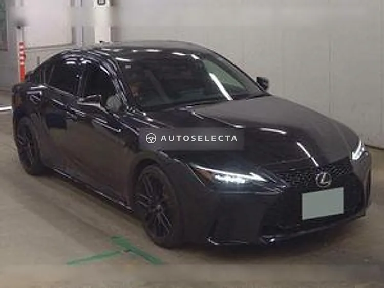 Lexus IS 2023, photo 1 of 6