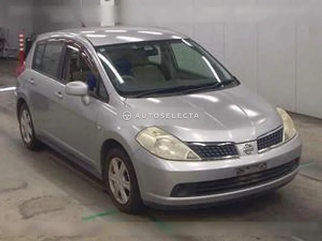 Nissan Tiida 2006