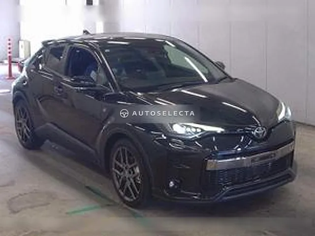 Toyota C-HR GR Sport 2021, auction grade 4.5