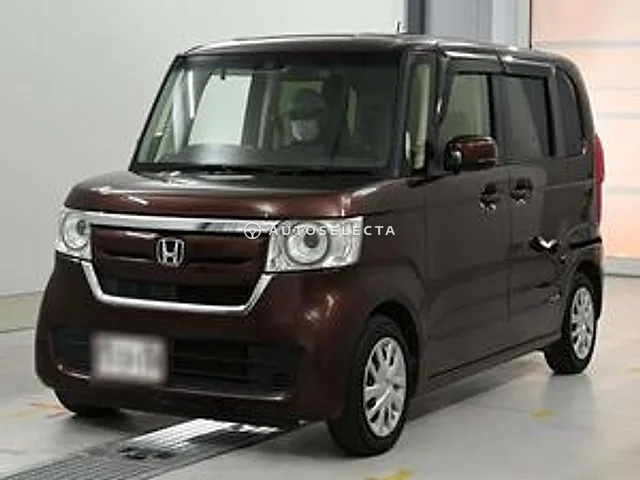 Honda N-BOX 2018, auction grade 3.5